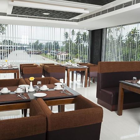 Hotel Abaam Cochin Kochi Exteriér fotografie