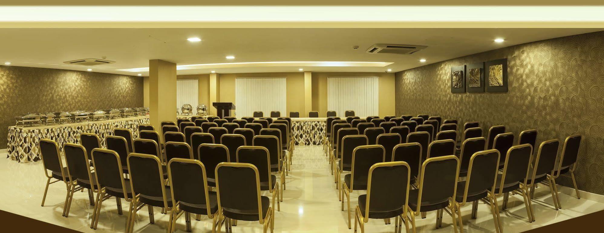 Hotel Abaam Cochin Kochi Exteriér fotografie