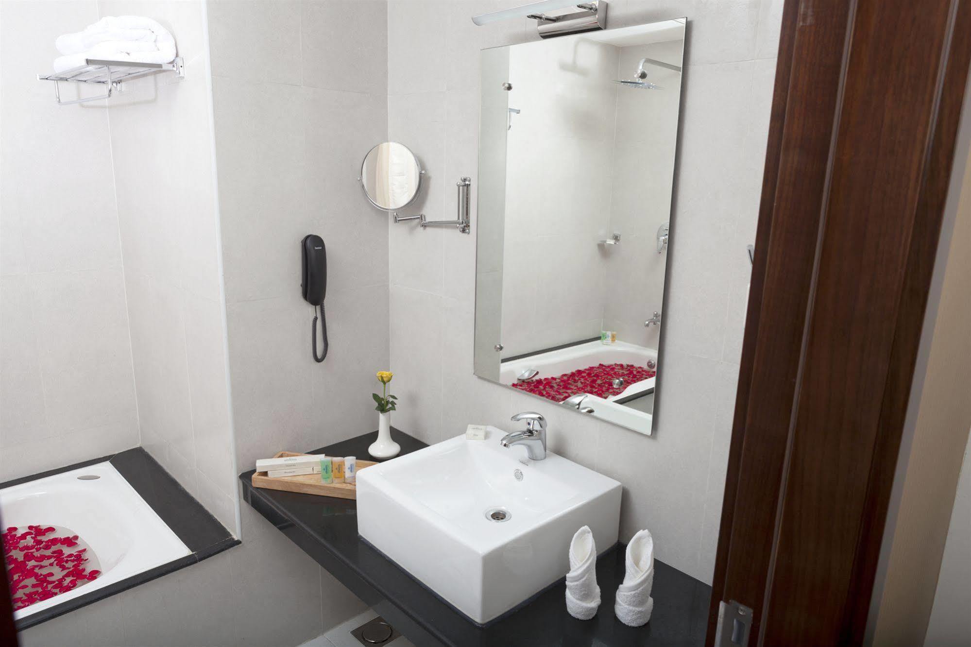 Hotel Abaam Cochin Kochi Exteriér fotografie